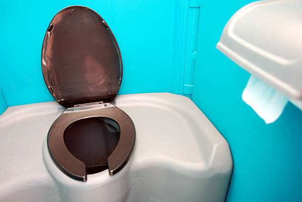 Best Portable toilet rental cost  in Bay Village, OH