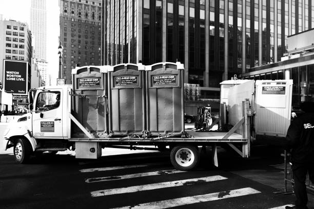 Best Sanitation services for porta potties  in Bay Village, OH